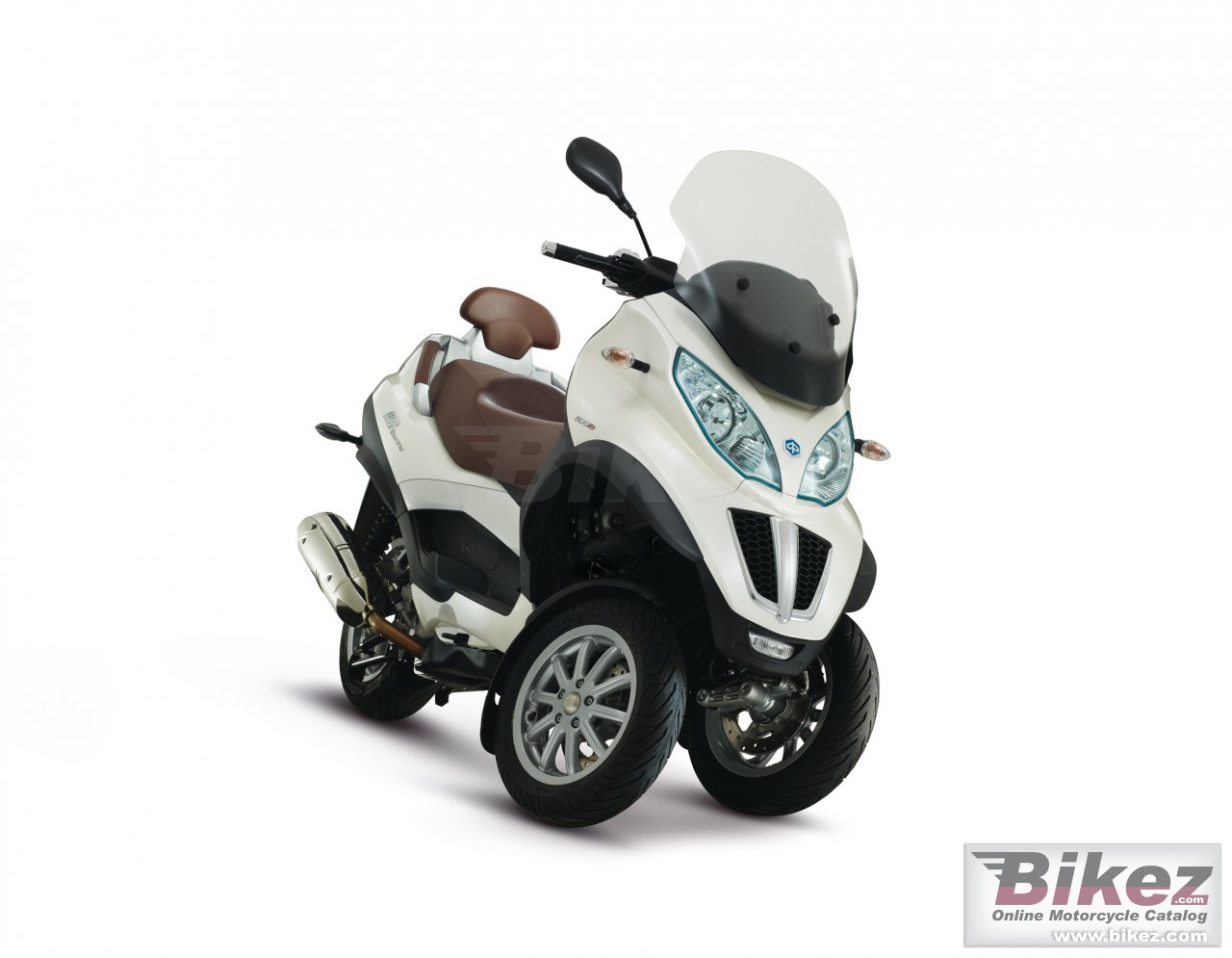 Big Piaggio mp3 business lt 500 picture and wallpaper from Bikez.com